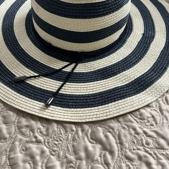 Sun Hat Beach - Navy Blue Stripe Hat - Beachy Classic Elegant - Picture 2 of 13